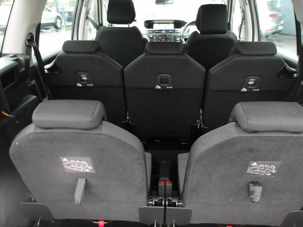 Citroen C4 Picasso BlueHDi 100 S&S Touch Edition E - Image 2