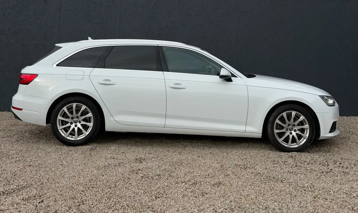 Audi A4 2.0 SE Avant Automatic 2017 - Image 3