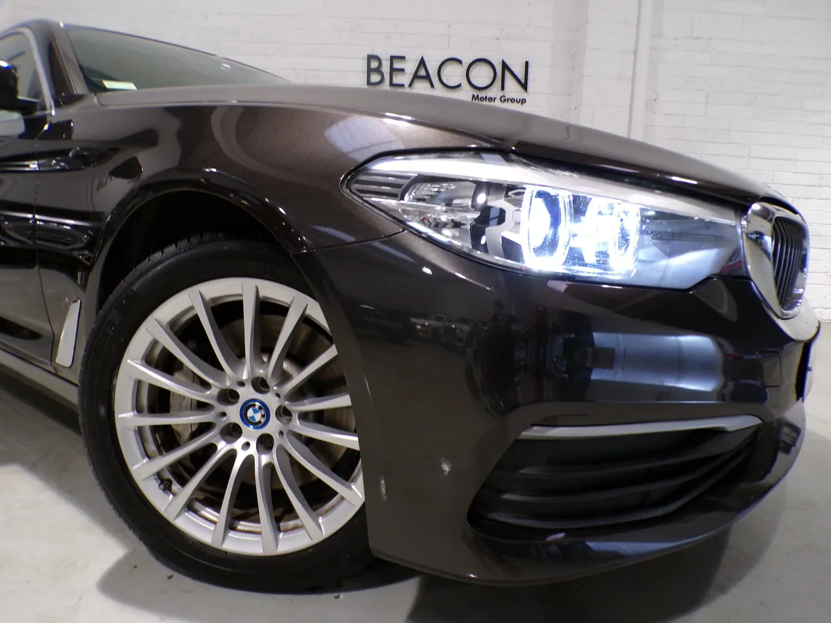 *BMW 530E PHEV**FULL CREAM LEATHER  HEATED ELECTRI - Image 3