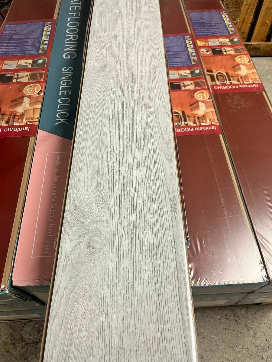 Floorings 12mm - Image 2