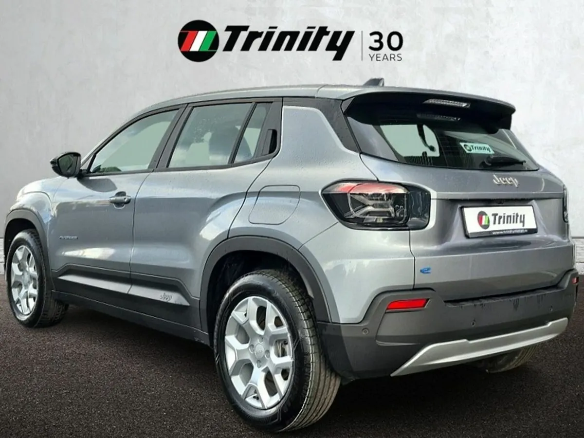 Jeep Avenger ** FULL LEATHER ** ALTITUDE 54KW 400K - Image 3