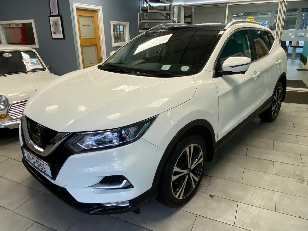 Nissan Qashqai 1.2 AUTOMATIC - Image 1
