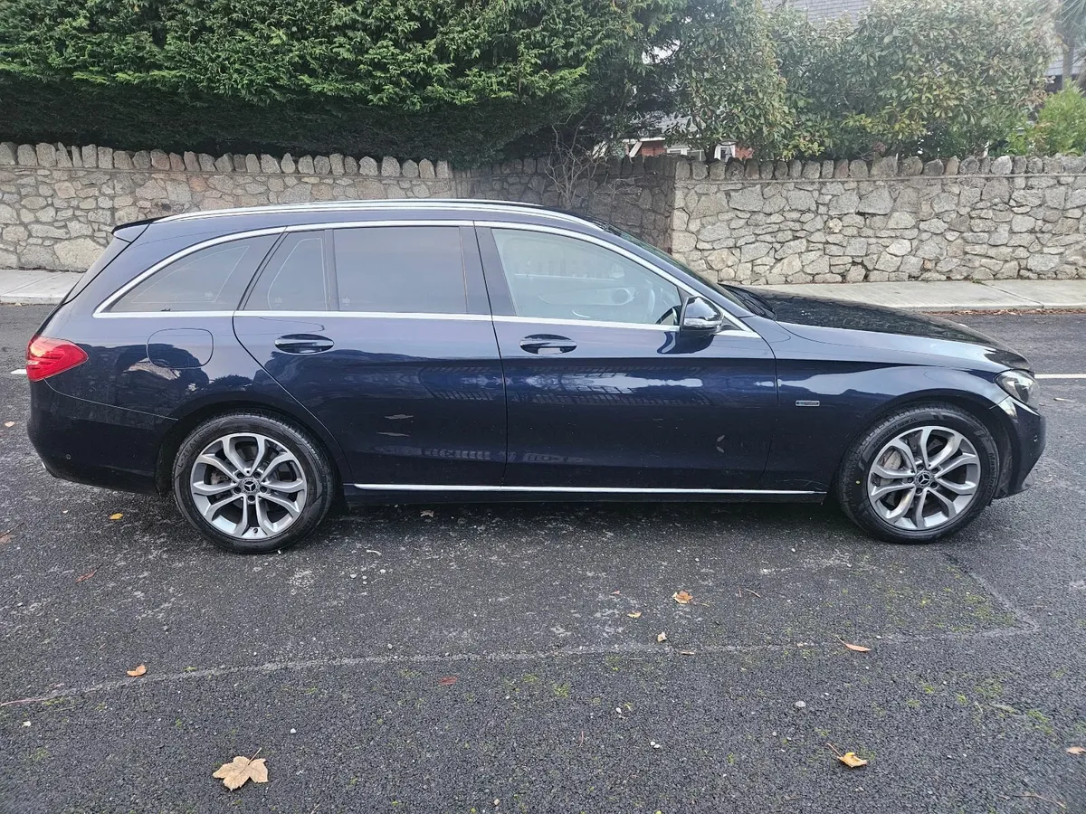 Mercedes-Benz C 350e Sport Petrol Hybrid Auto - Image 2