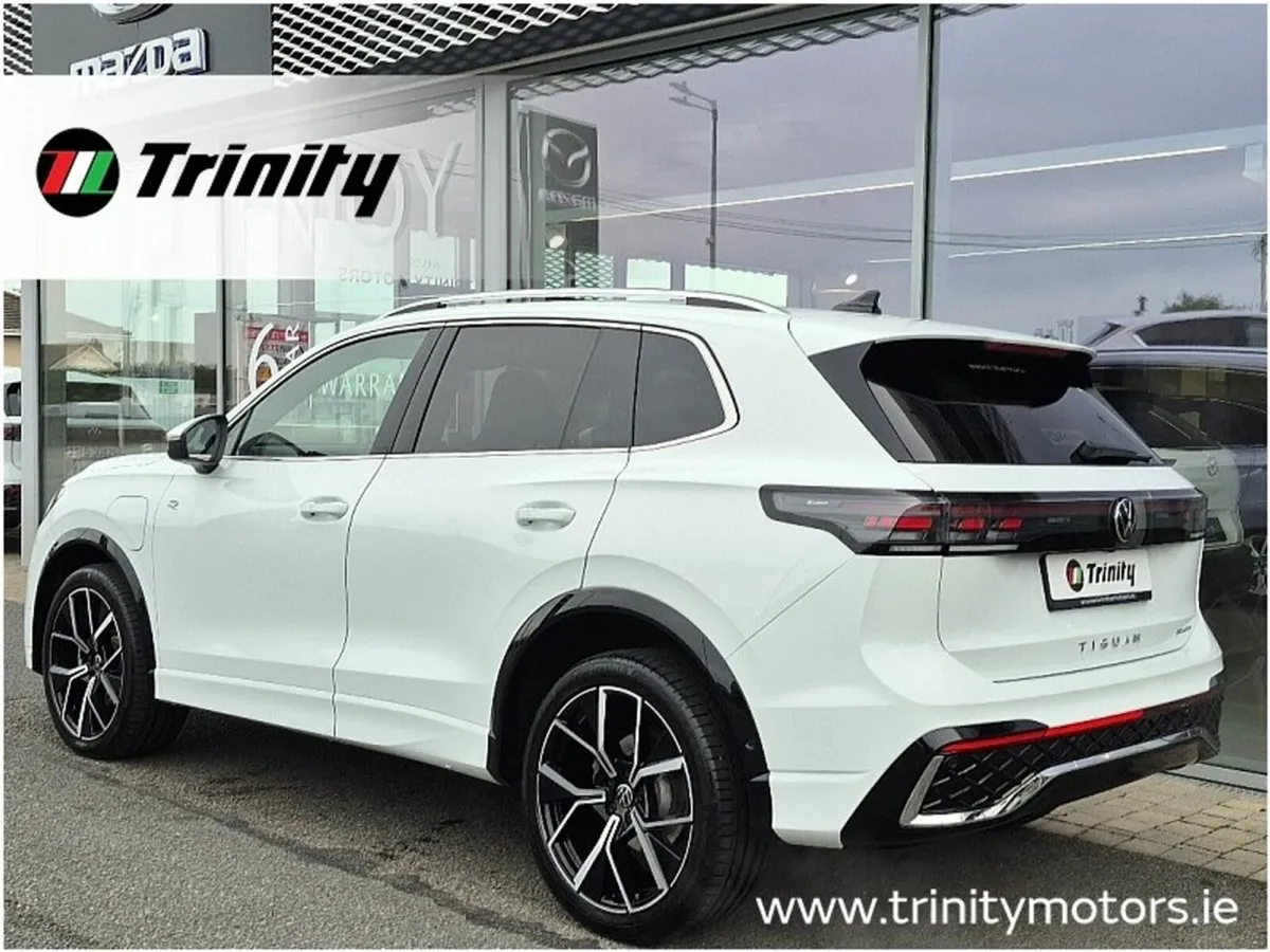 Volkswagen Tiguan ** TOP SPEC ** R-LINE ** TSI PHE - Image 3