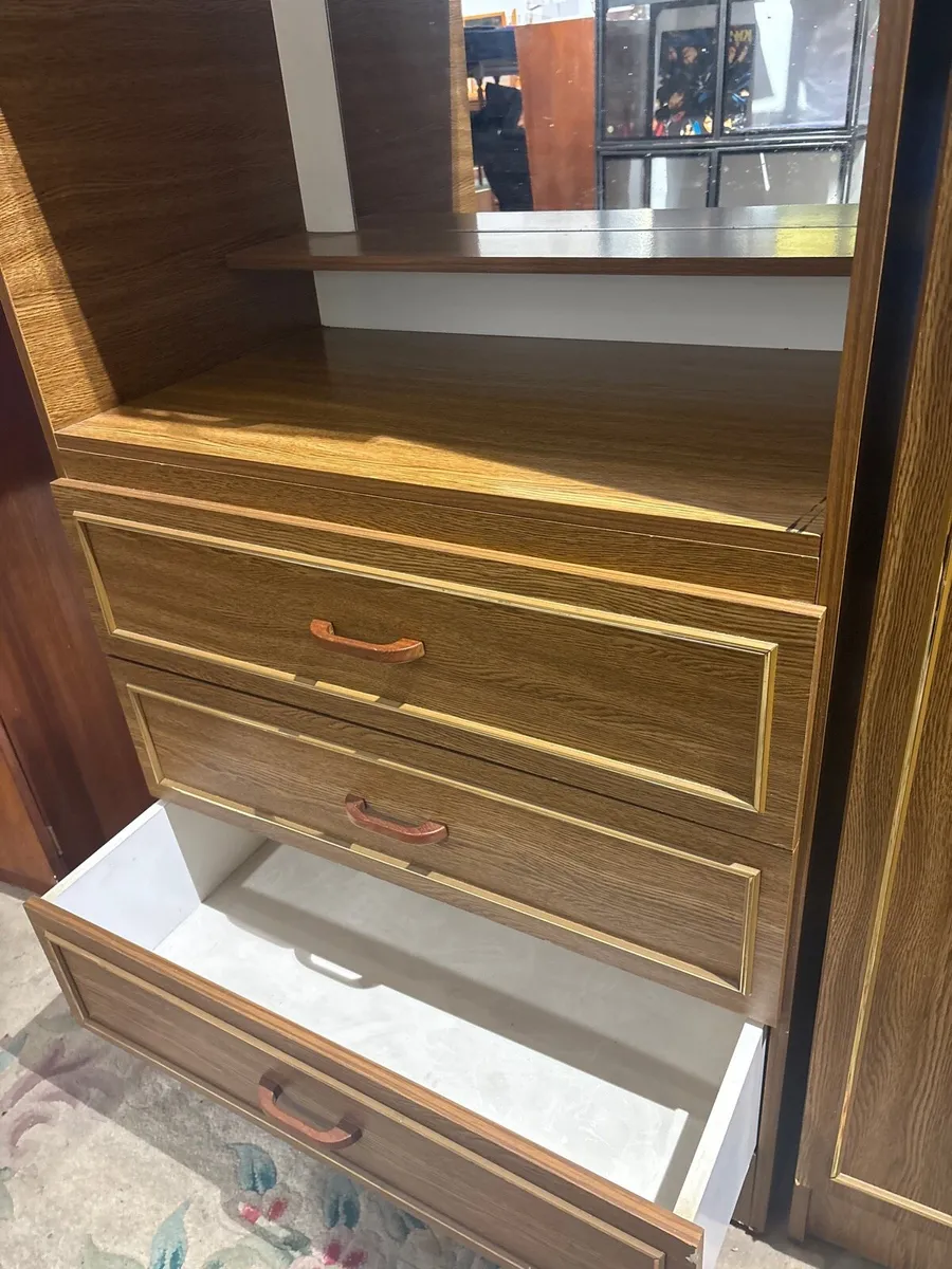 Matching wardrobe with mirrored beauty unit - Image 3