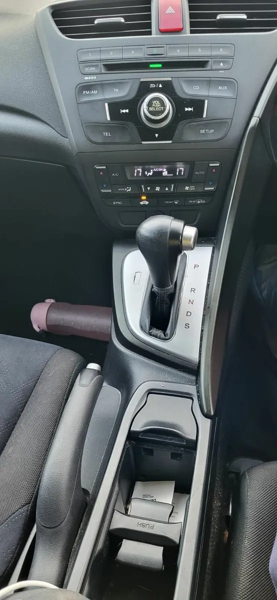 Honda Civic 2012 NEW NCT! - Image 4