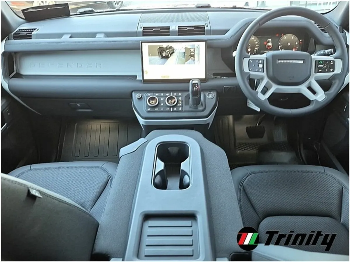 Land Rover Defender ** BLACK EDITION ** S ** COLD - Image 2