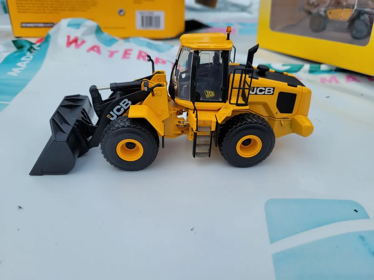 diecast models excavators - Image 2