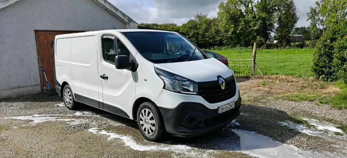 Renault traffic - Image 1