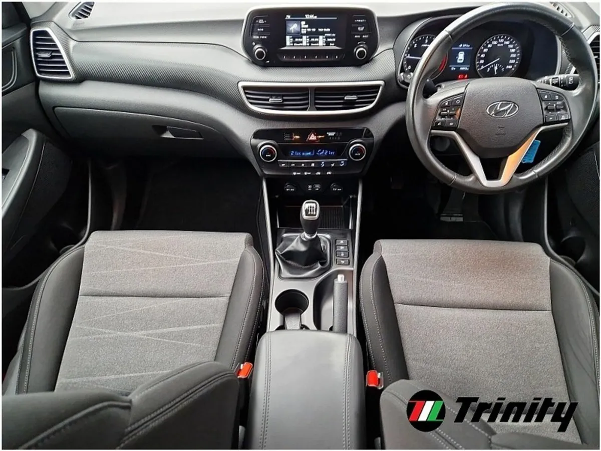 Hyundai Tucson ** COMFORT PLUS ** STUNNING CAR ** - Image 2