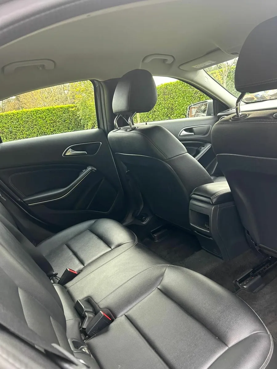 Mercedes-Benz A-Class 2017 - Image 3