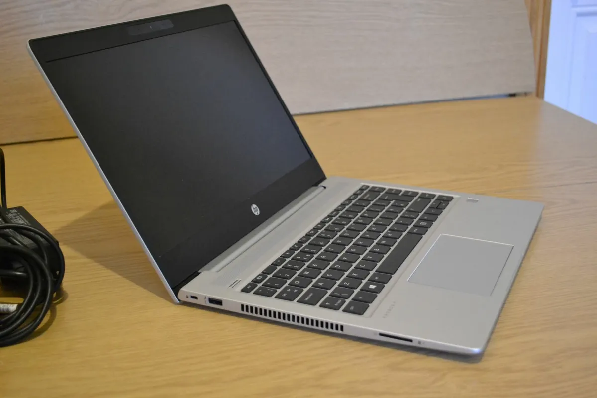 HP Ryzen 5 Win11  16 gb 512gb SSD Radeon Vega GP - Image 4