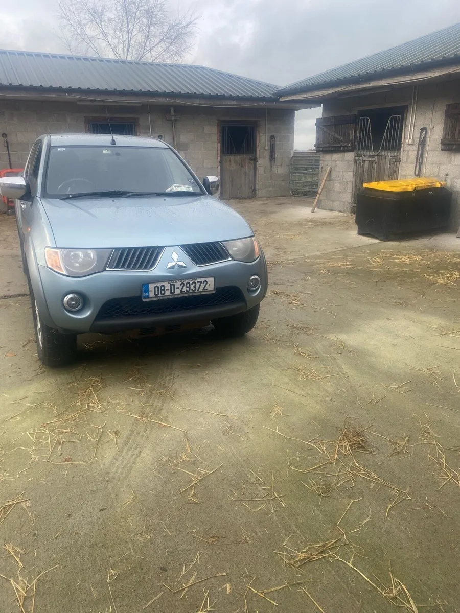 Mitsubishi L200 - Image 1