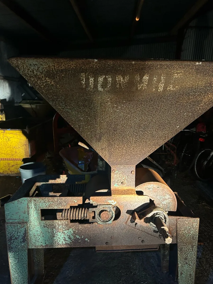 Corn roller - Image 1