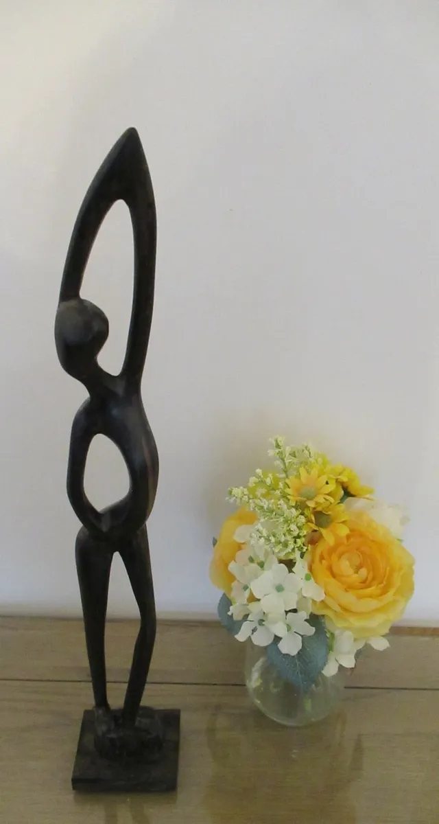 vintage artisan sculputure art wood cottage pub - Image 1