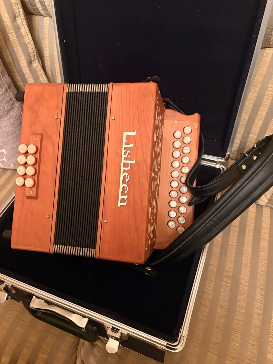 Wooden Lisheen tipo a mano Accordion B/C - Image 4