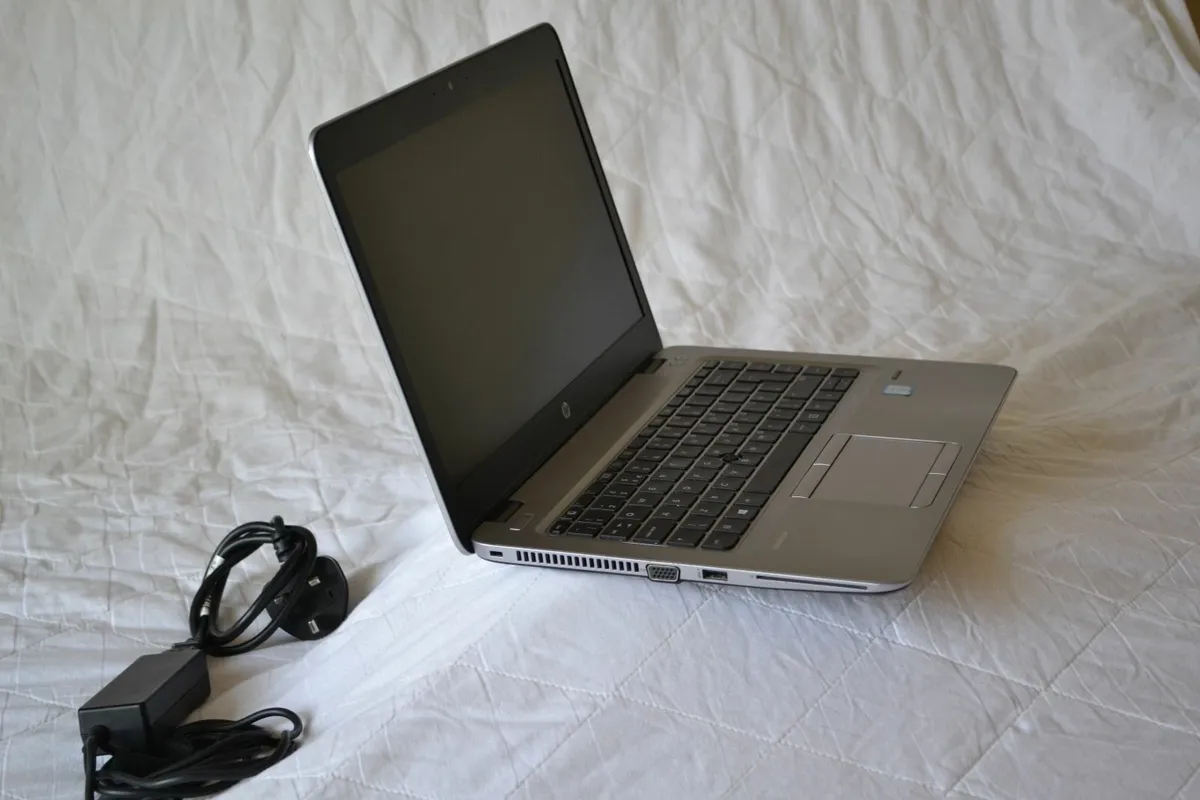 HP 14″ 1080p i7 16gb 512ssd Win 11 Office+ 2024 - Image 4