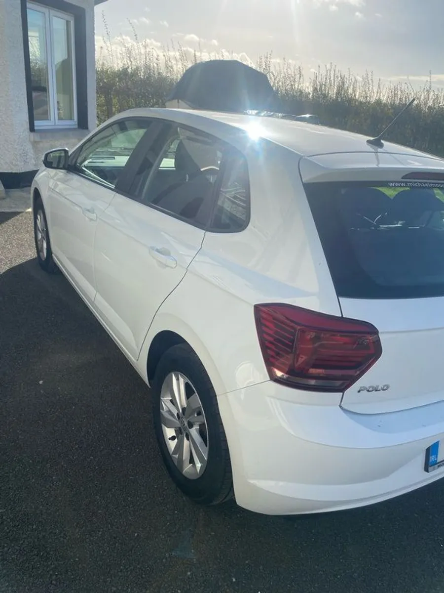 2021 Volkswagen Polo - Image 2