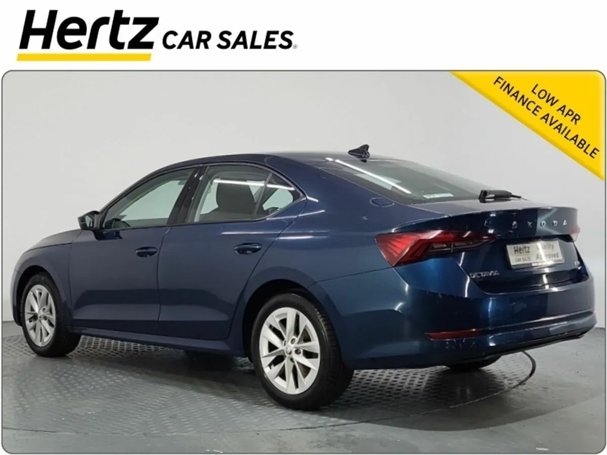 Skoda Octavia Ambition 110BHP Petrol Automatic - Image 4