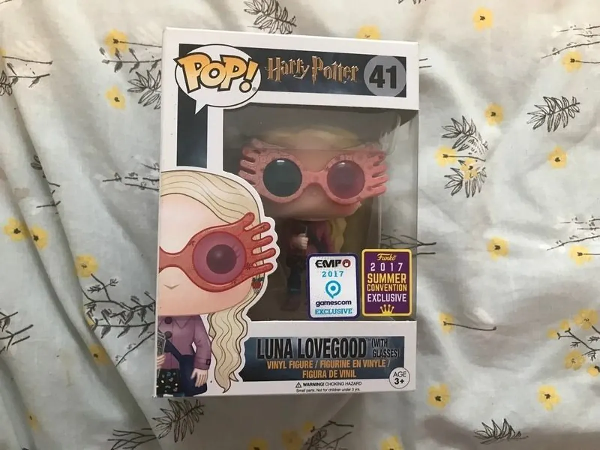 2017 Summer Con Exclusive Luna Lovegood with Glasses #41 Harry Potter FunkoPop! - Image 1