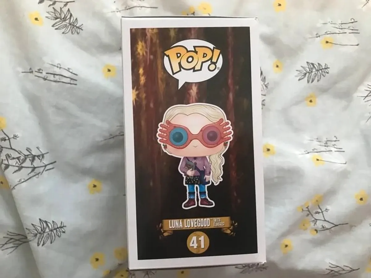 2017 Summer Con Exclusive Luna Lovegood with Glasses #41 Harry Potter FunkoPop! - Image 4