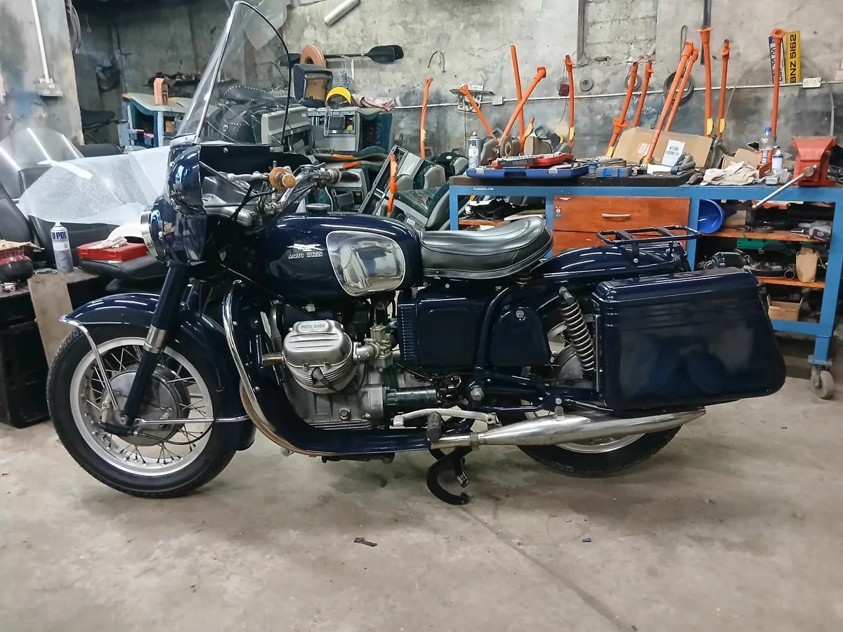 Moto guzzi  V7 Special - Image 1