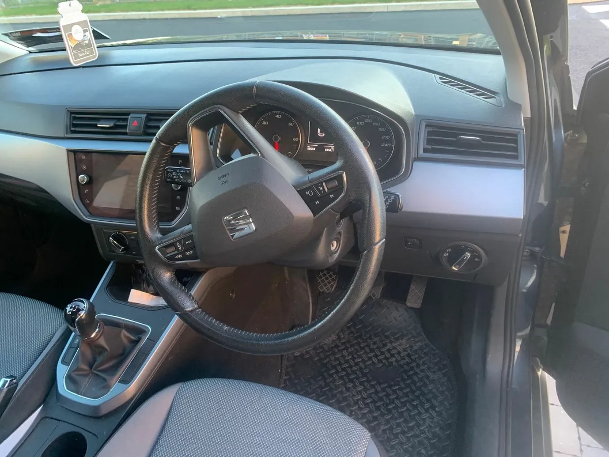 SEAT Arona 2019 - Image 3