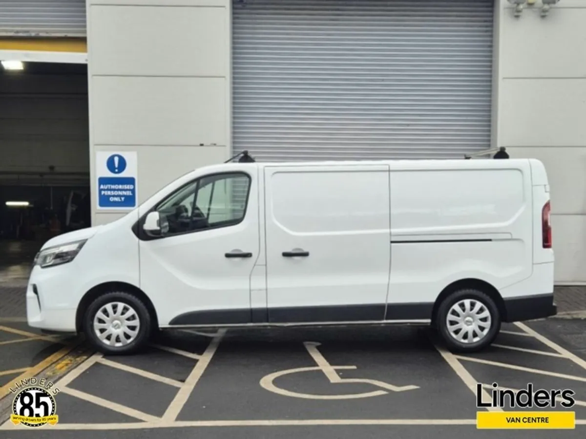 Nissan Primastar LWB SV - Image 3