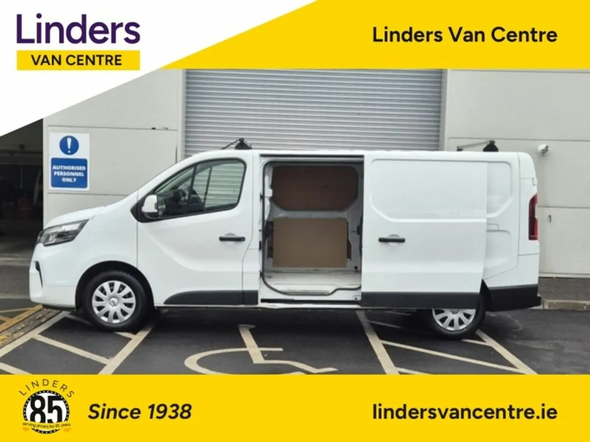 Nissan Primastar LWB SV - Image 4