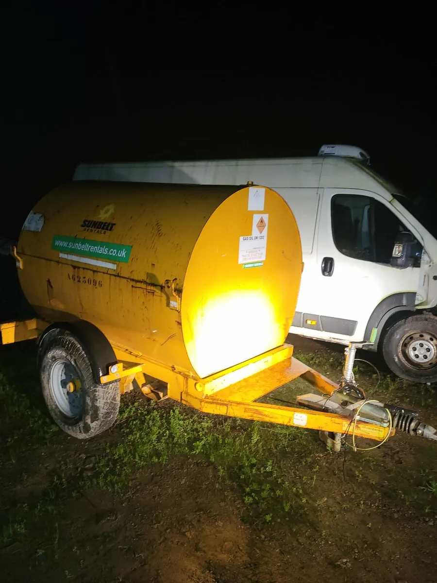 Diesel bowser - Image 1