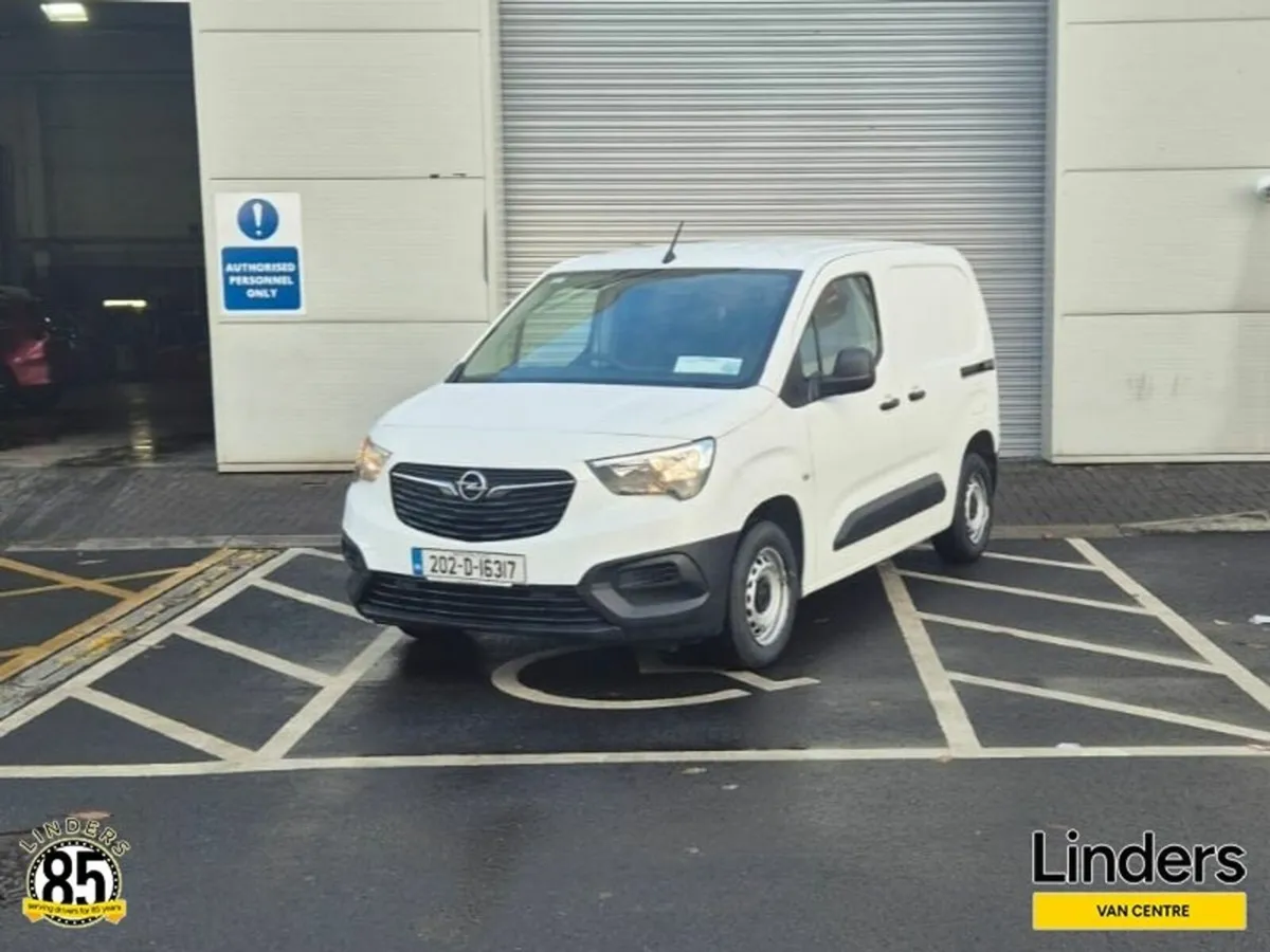 Opel Combo 3 SEAT - 1 OWNER - Image 2