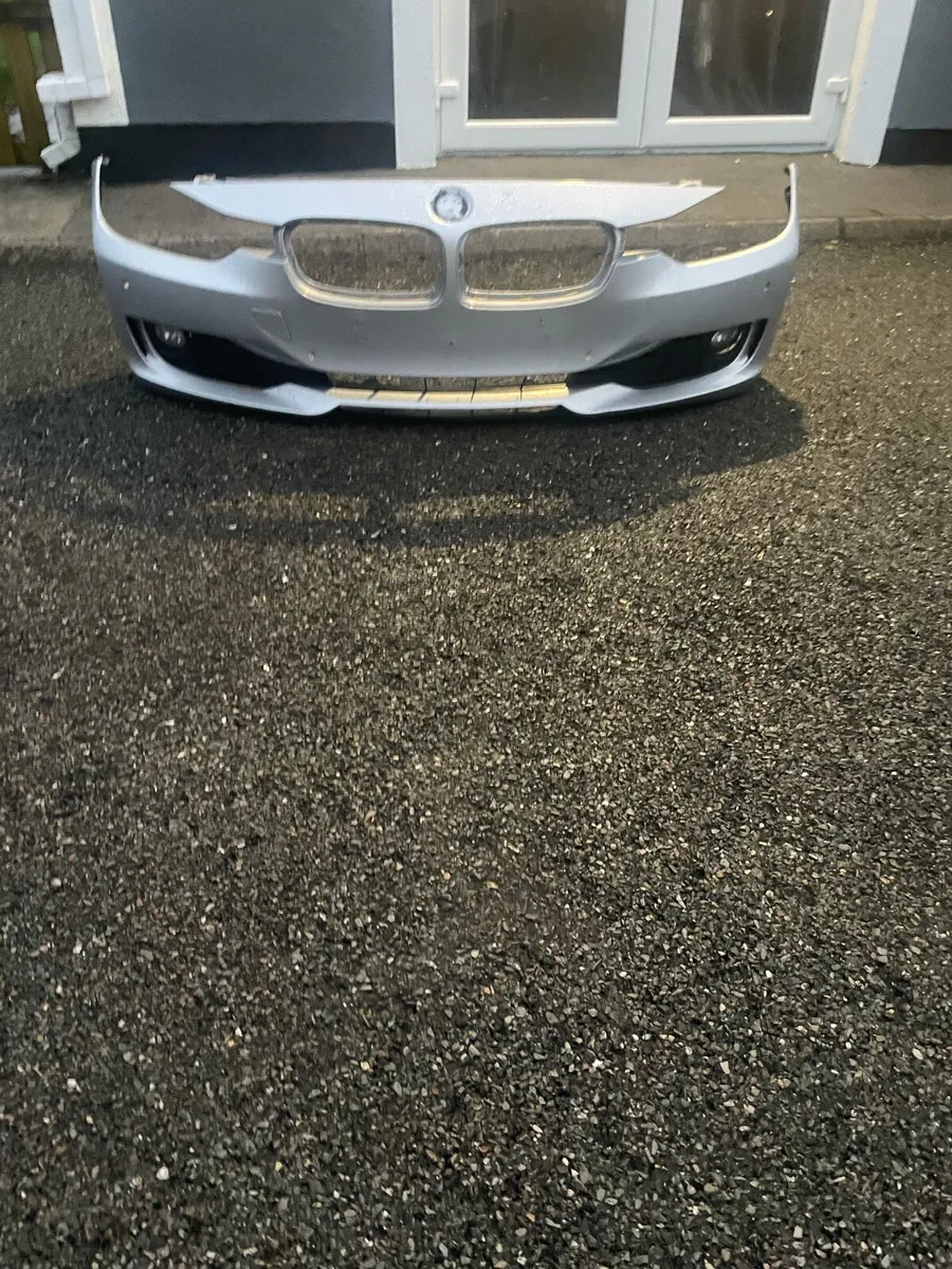 F30 bumper - Image 1
