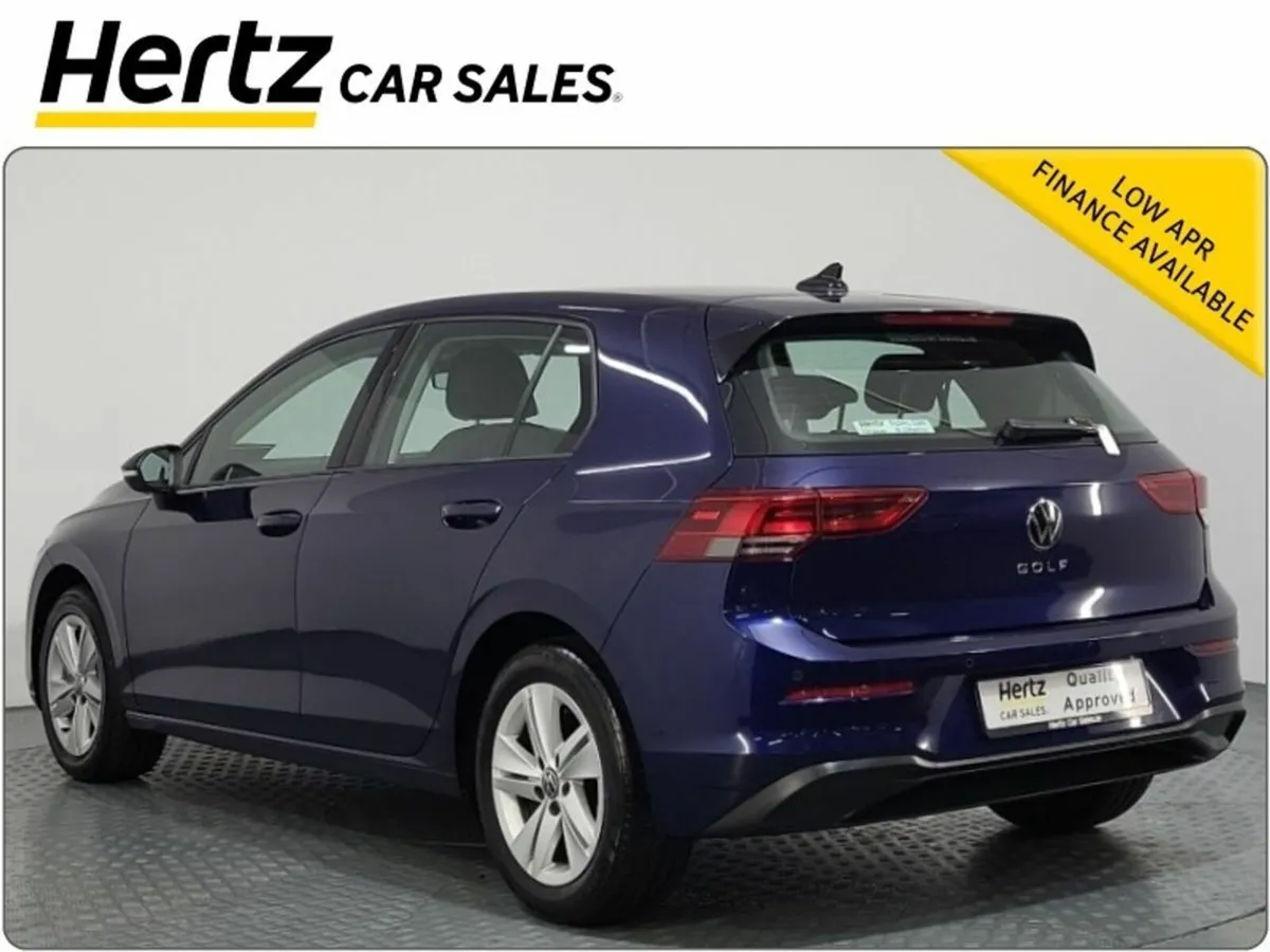 Volkswagen Golf LIFE 110HP 1.0 TSI Petrol Manual - Image 4