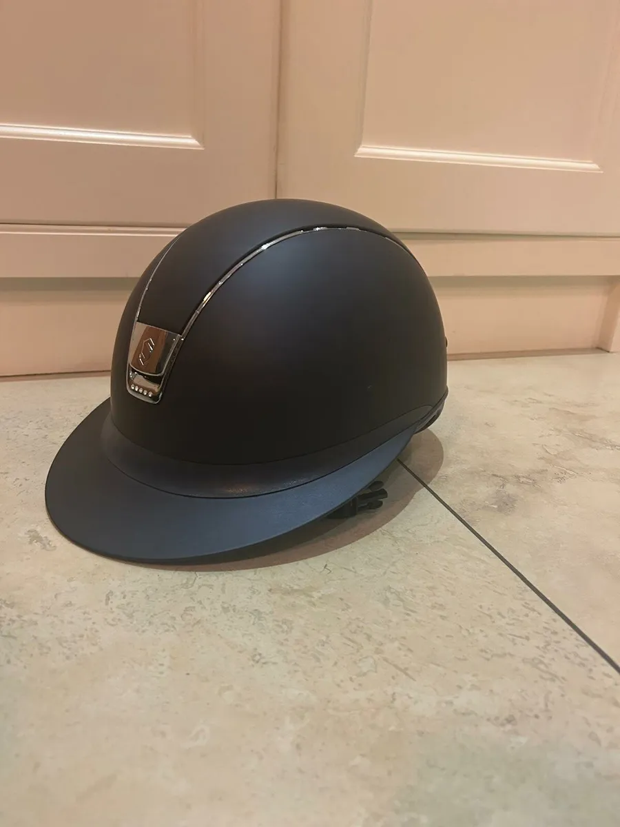 Horse riding helmet - Image 2