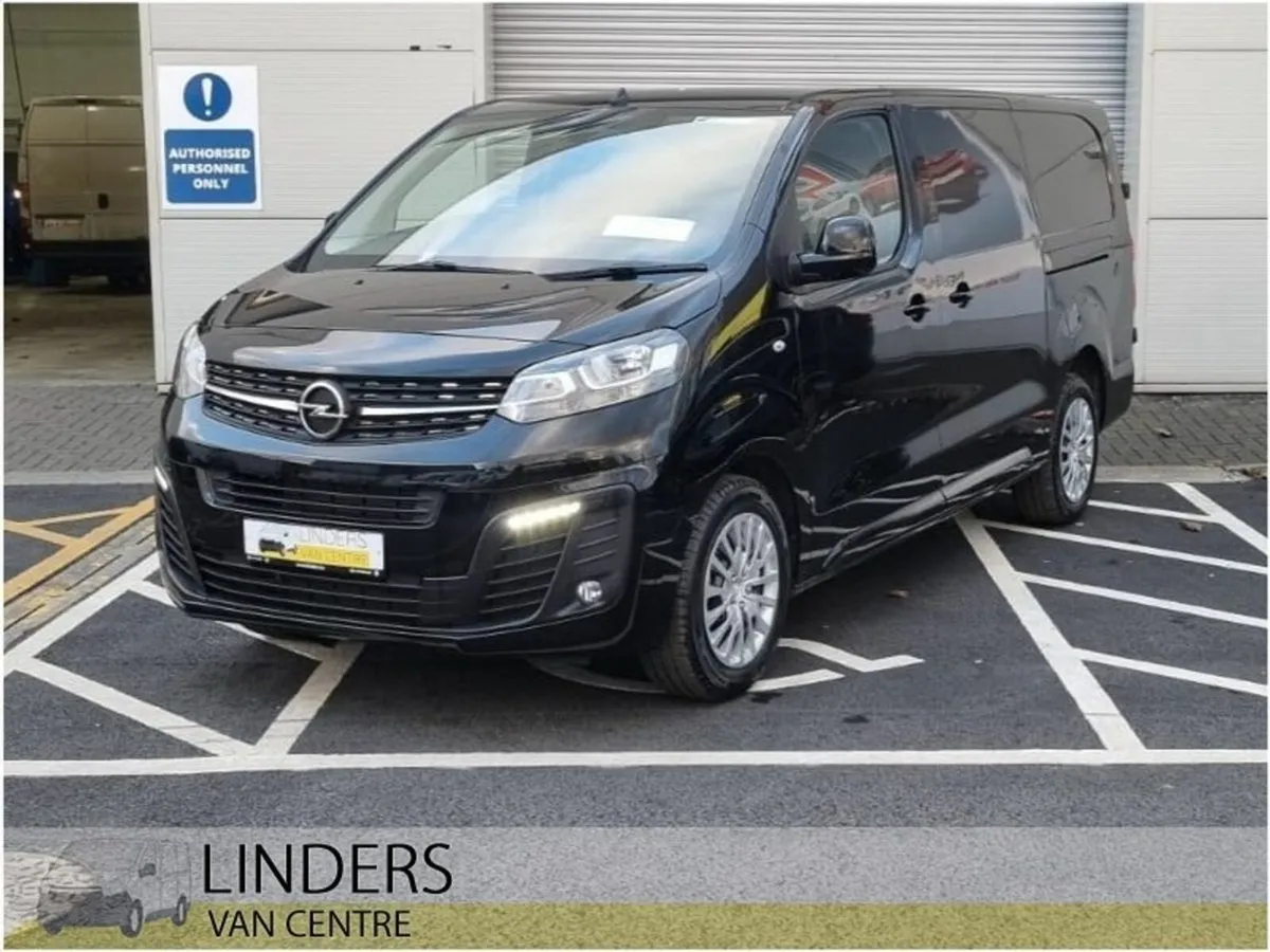 Opel Vivaro SPORTIVE LWB 251 PRE REG - Image 2