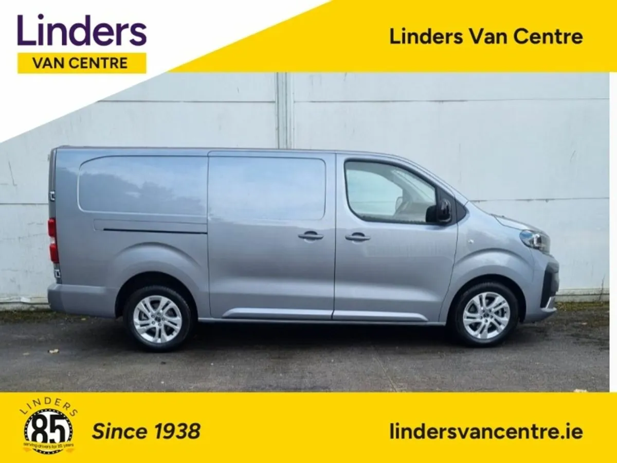 Opel Vivaro SPORTIVE 2LTR 145BHP 8000 DISCOUNT - Image 4