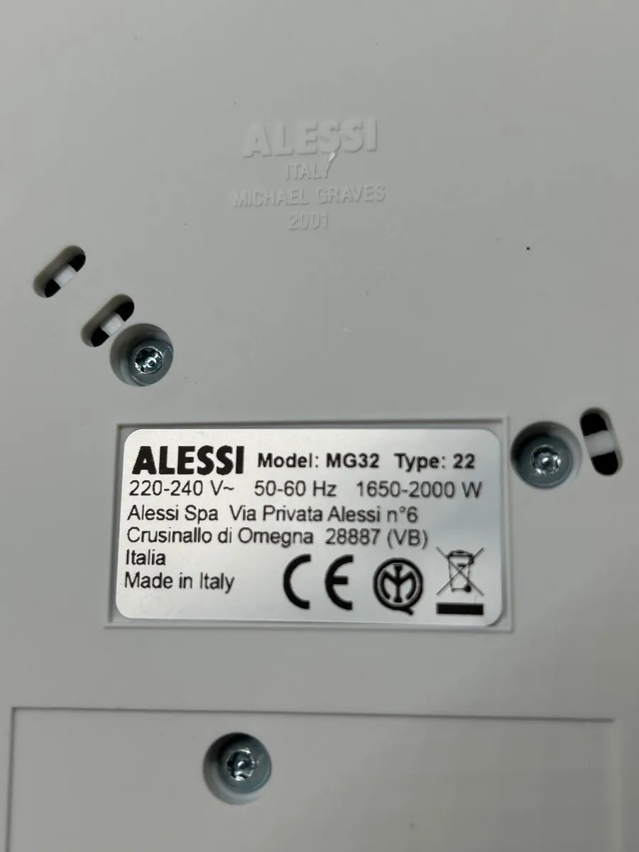 Allesi designed Kettle - Image 2