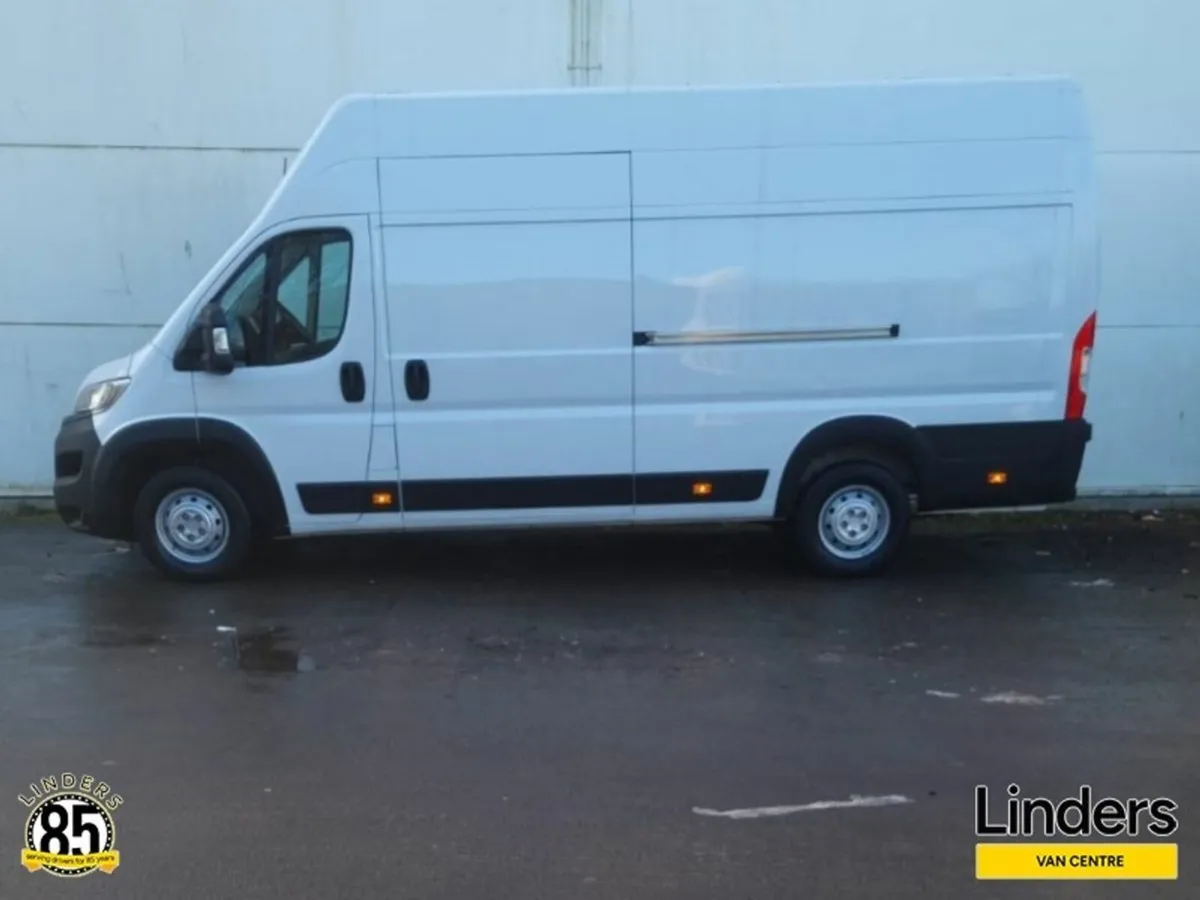 Opel Movano EXTRA LONG L4H3 EX DEMO - Image 3