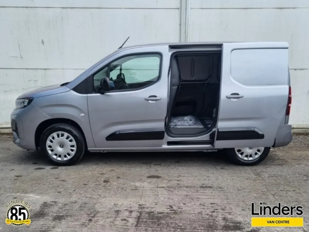 Opel Combo SPORTIVE 261 5 YEAR WARRANTY - Image 3