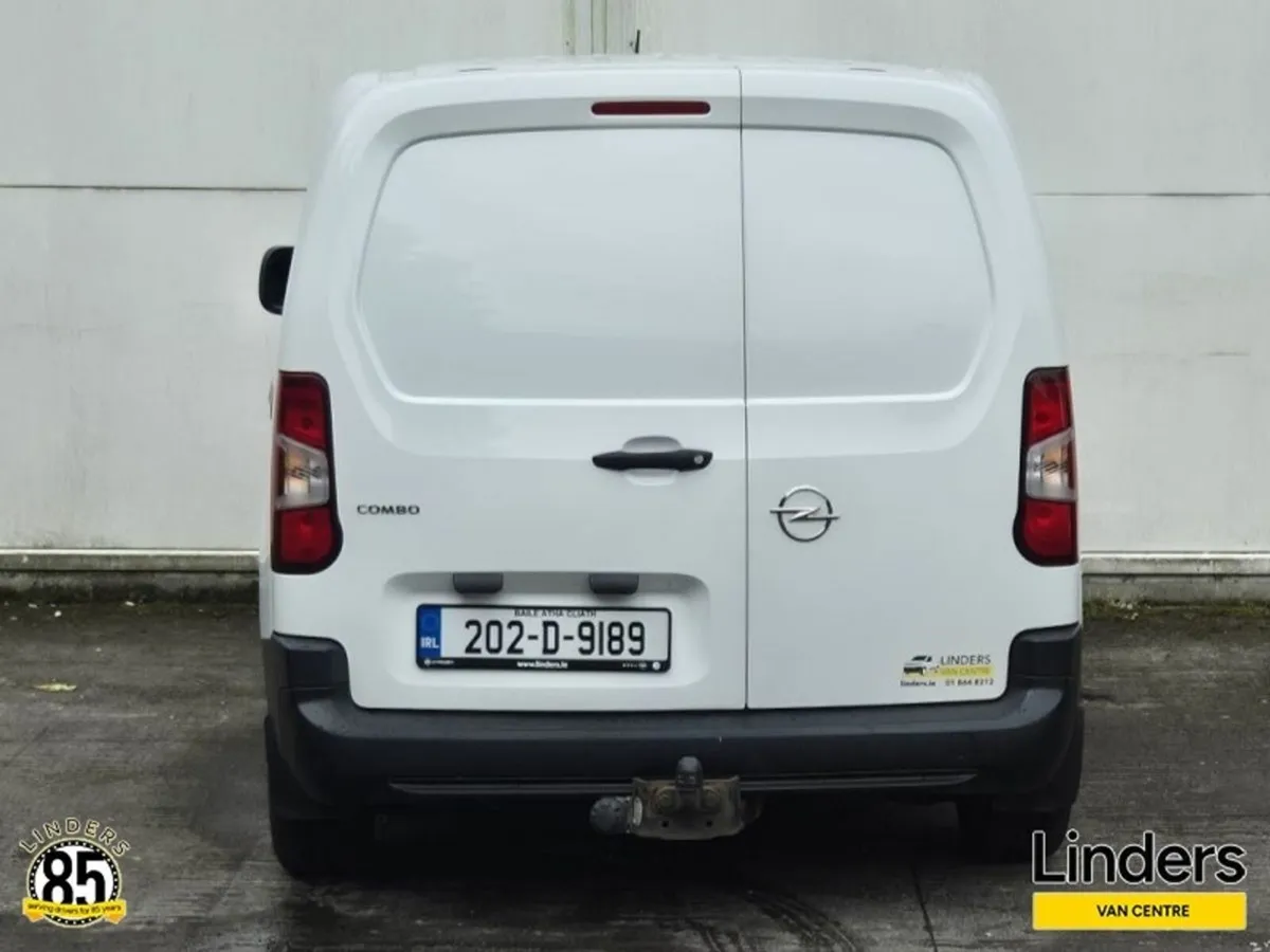 Opel Combo VERY CLEAN - 1 OWNER - Image 3