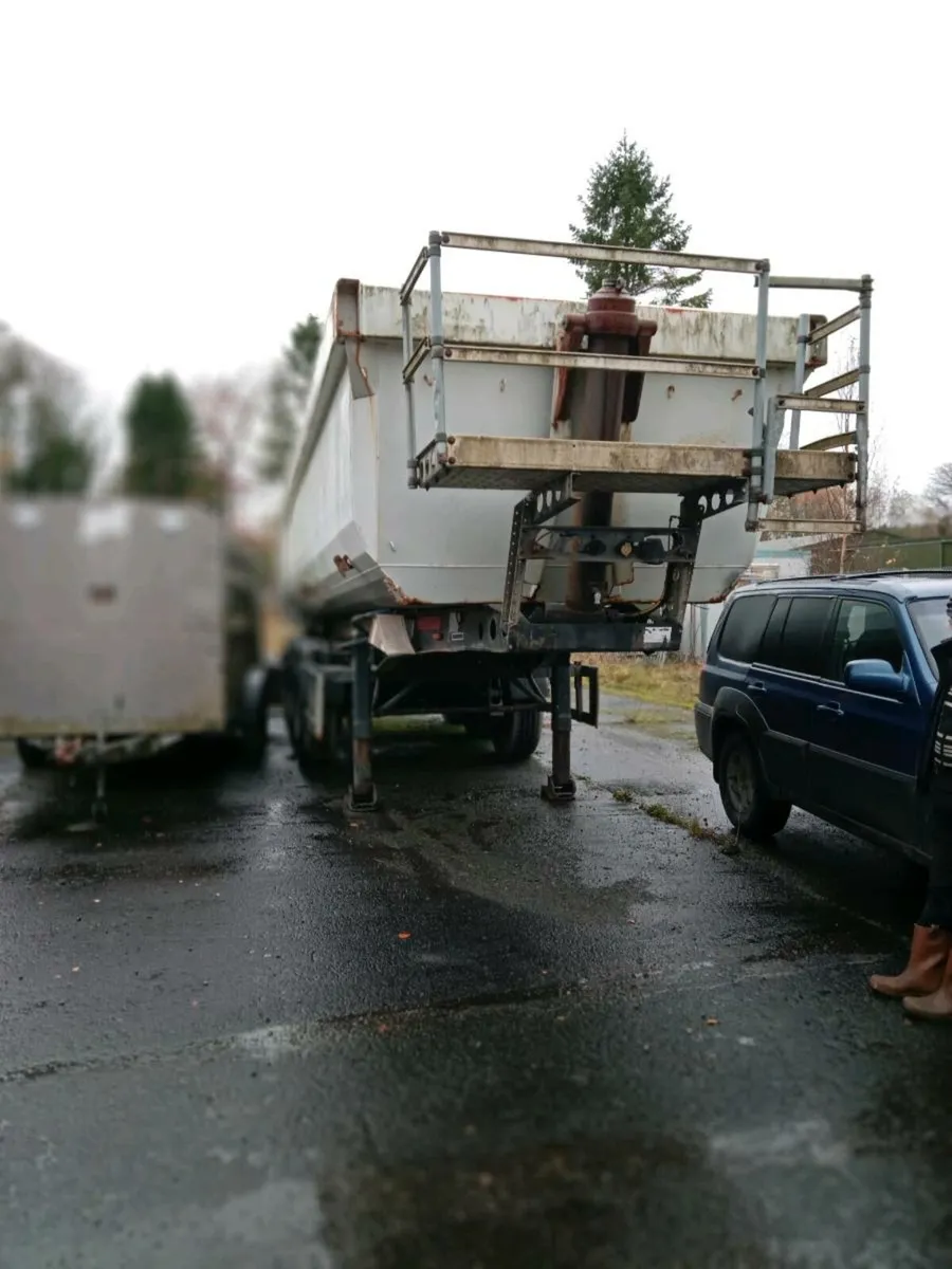 Tipping Trailer - Image 1