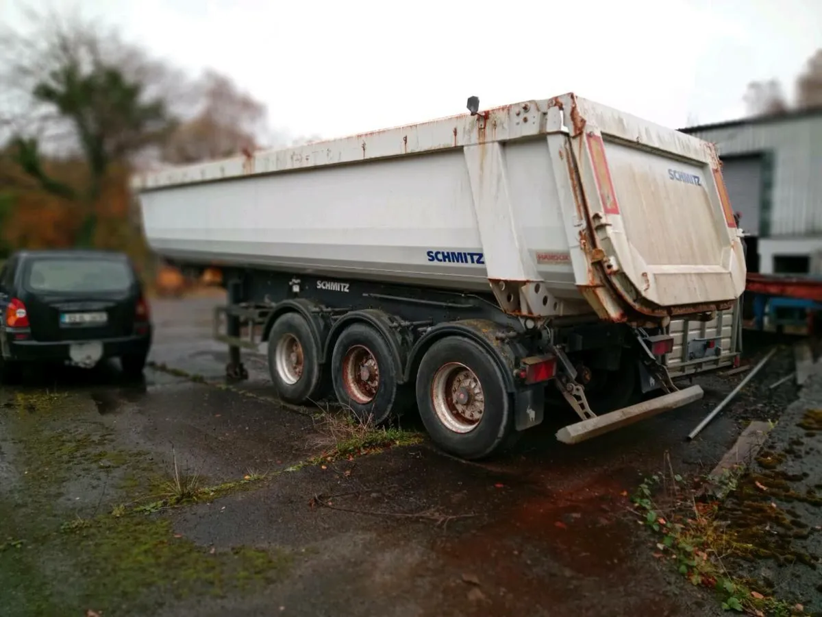 Tipping Trailer - Image 3