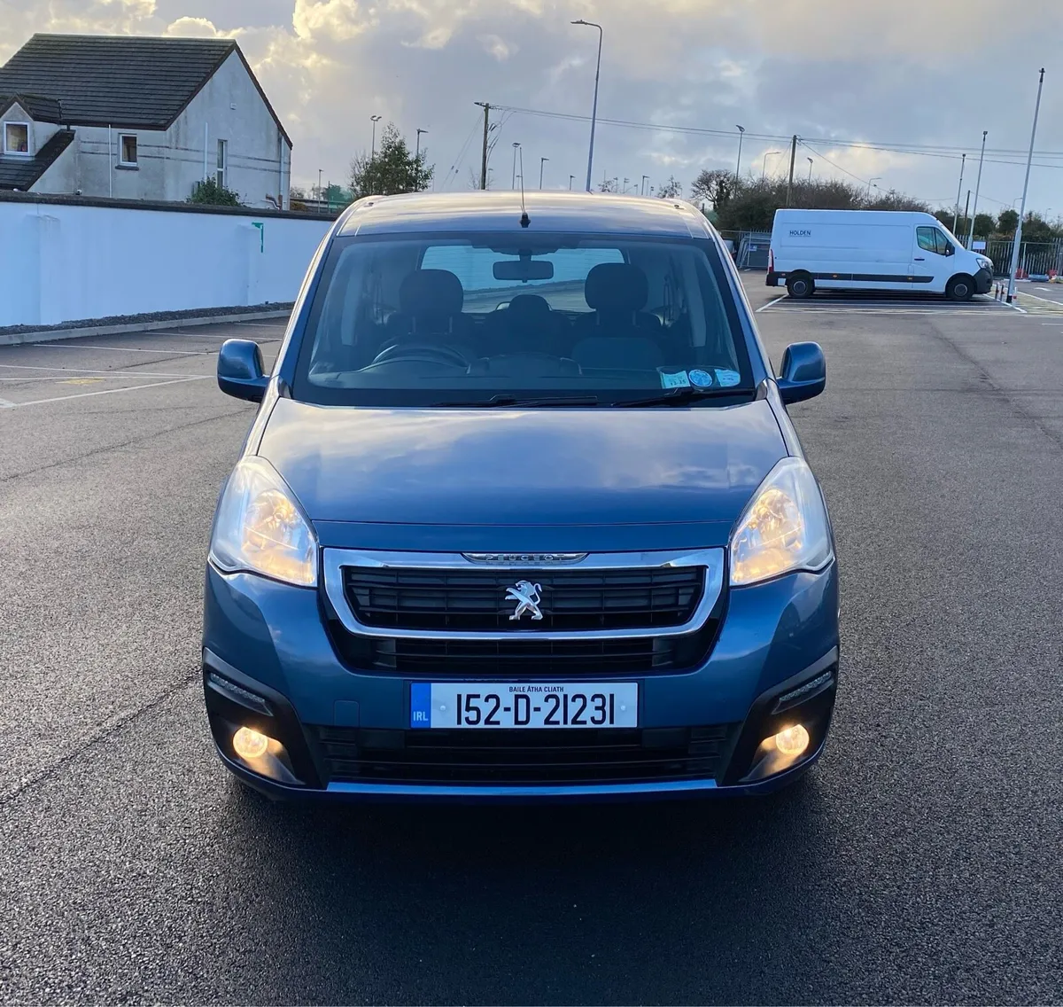 152 Peugeot Partner Tepee. Tax 07.26 & Nct 01.26. - Image 2