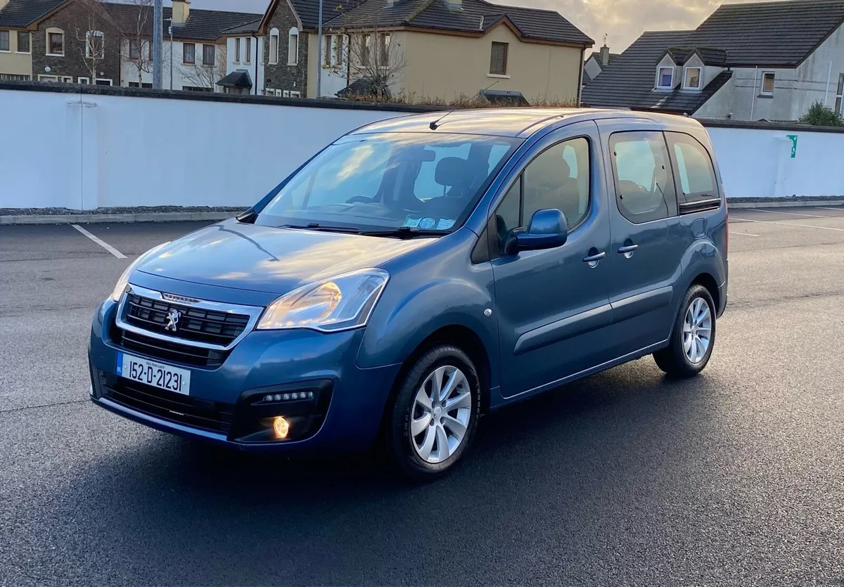 152 Peugeot Partner Tepee. Tax 07.26 & Nct 01.26. - Image 3