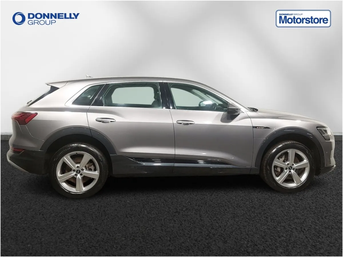 Audi E-tron Estate Technik - Image 3