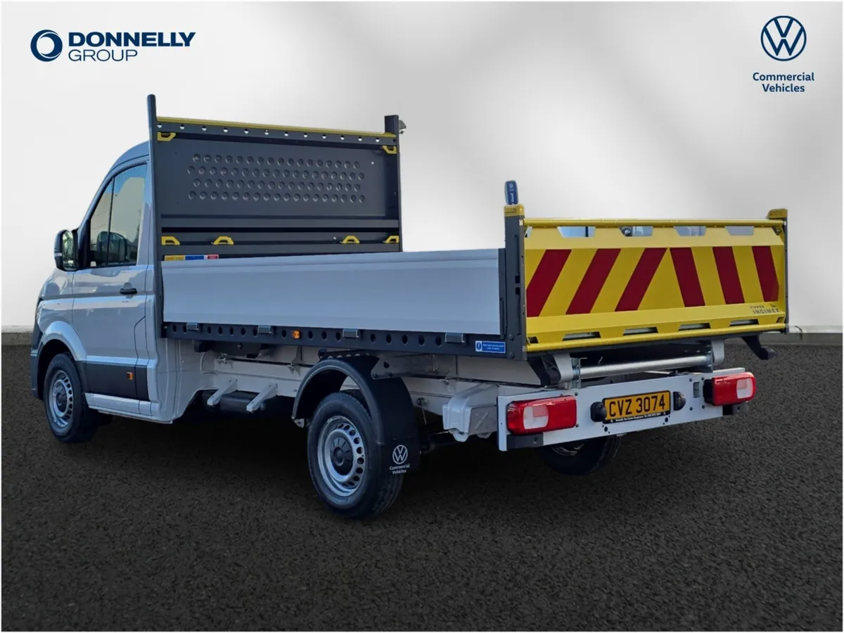 Volkswagen Crafter Cr35 Mwb Diesel Fwd Commerce - Image 3