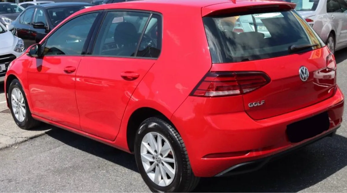 192 Volkswagen Golf - Image 1