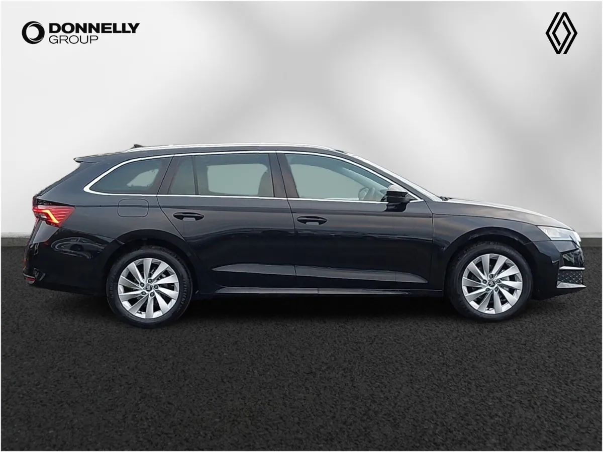 Skoda OCTAVIA Diesel Estate SE L - Image 3