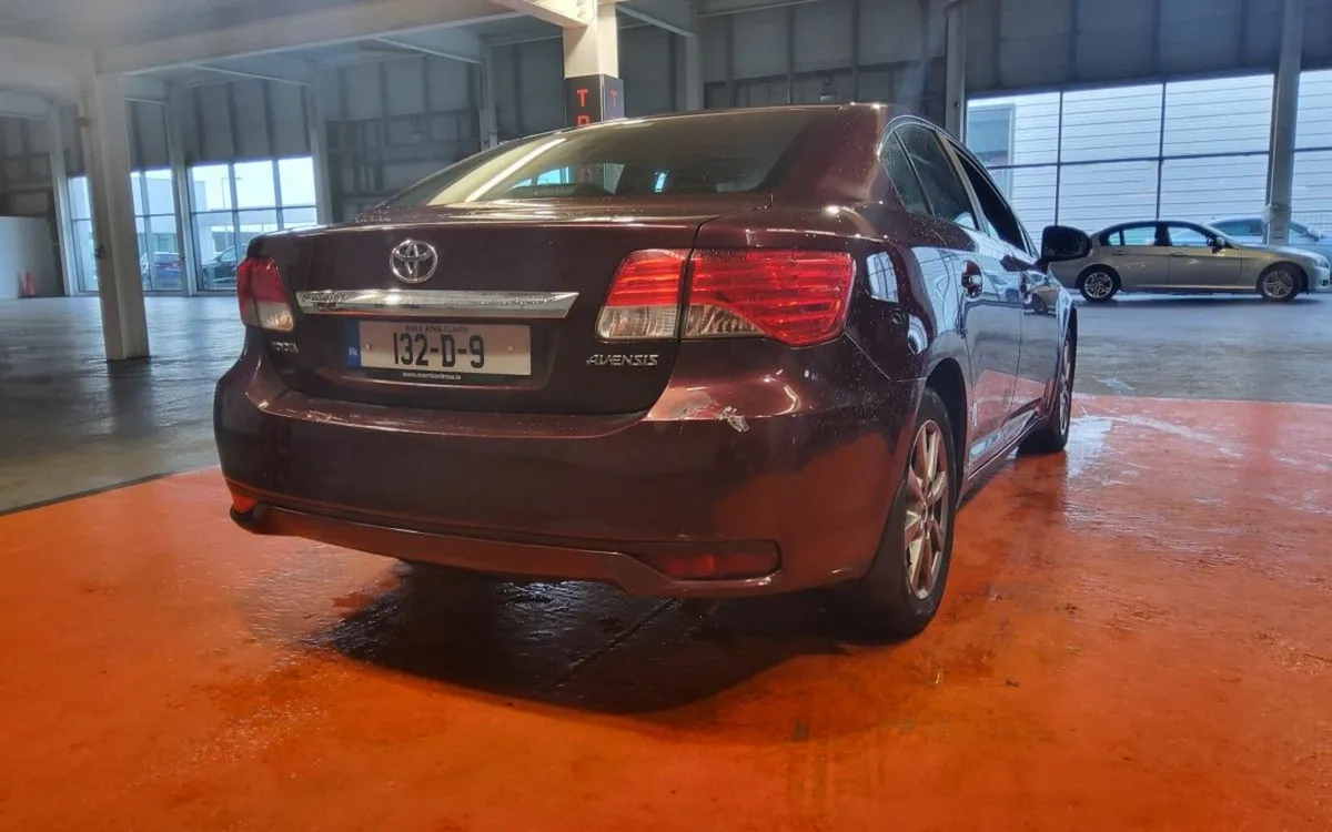 Toyota Avensis 2.0 D-4D 125 BHP Aura - Image 3