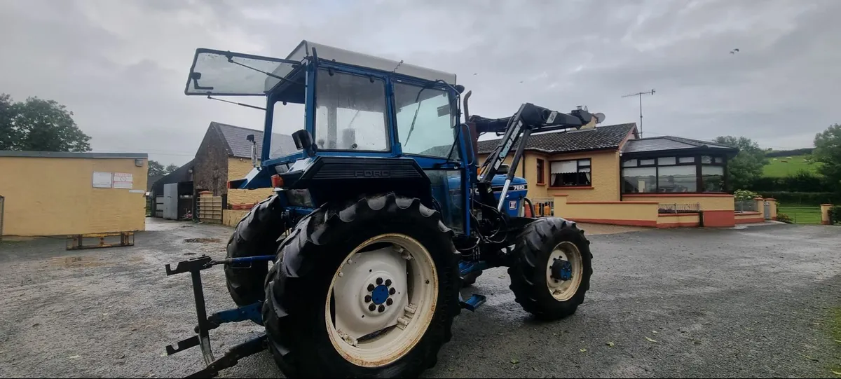 Ford 7610 series 3   Quickie loader 4 wheel  drive - Image 4
